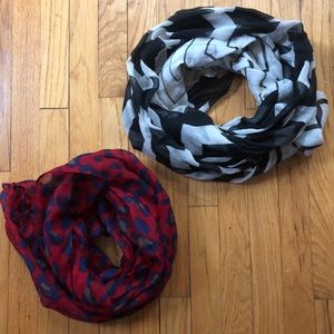 2 Fashion Scarves